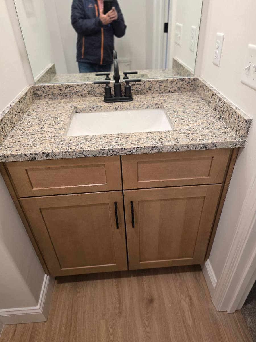 Townhouse for rent at 1 Dutch Dr #B, Litchfield, NH 03052
