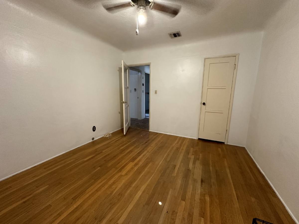 House for rent at 2520 La Siesta Dr, Bakersfield, CA 93305