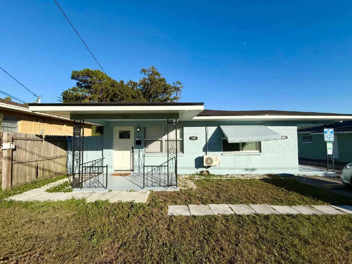 Apartment for rent at 307 S Lincoln Ave, Clearwater, FL 33756