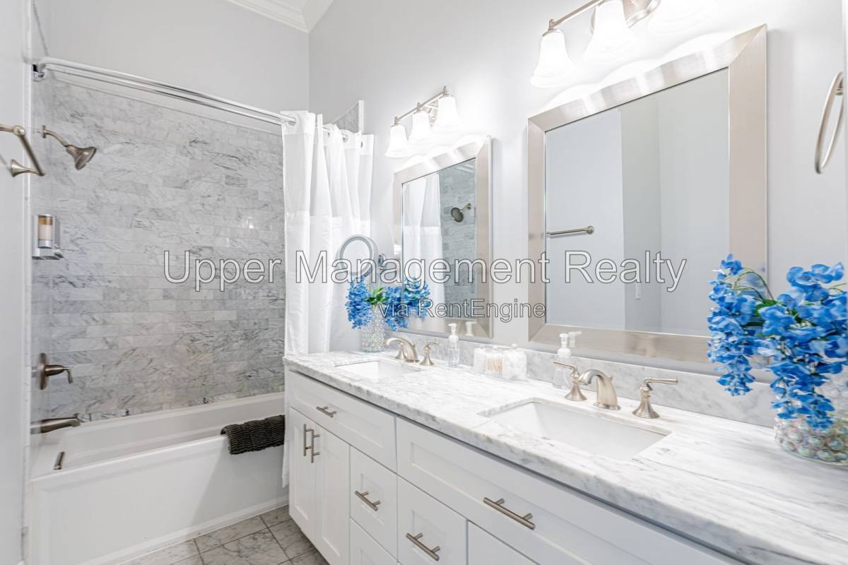 Apartment for rent at 1201 Baronne St, New Orleans, LA 70113