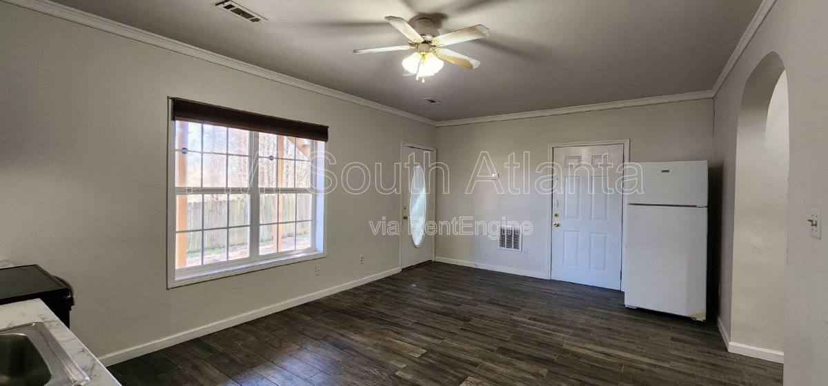 Apartment for rent at 755 Castlebrooke Way SE, Lawrenceville, GA 30045