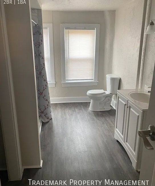 Townhouse for rent at 53 W Farnum St, Lancaster, PA 17603