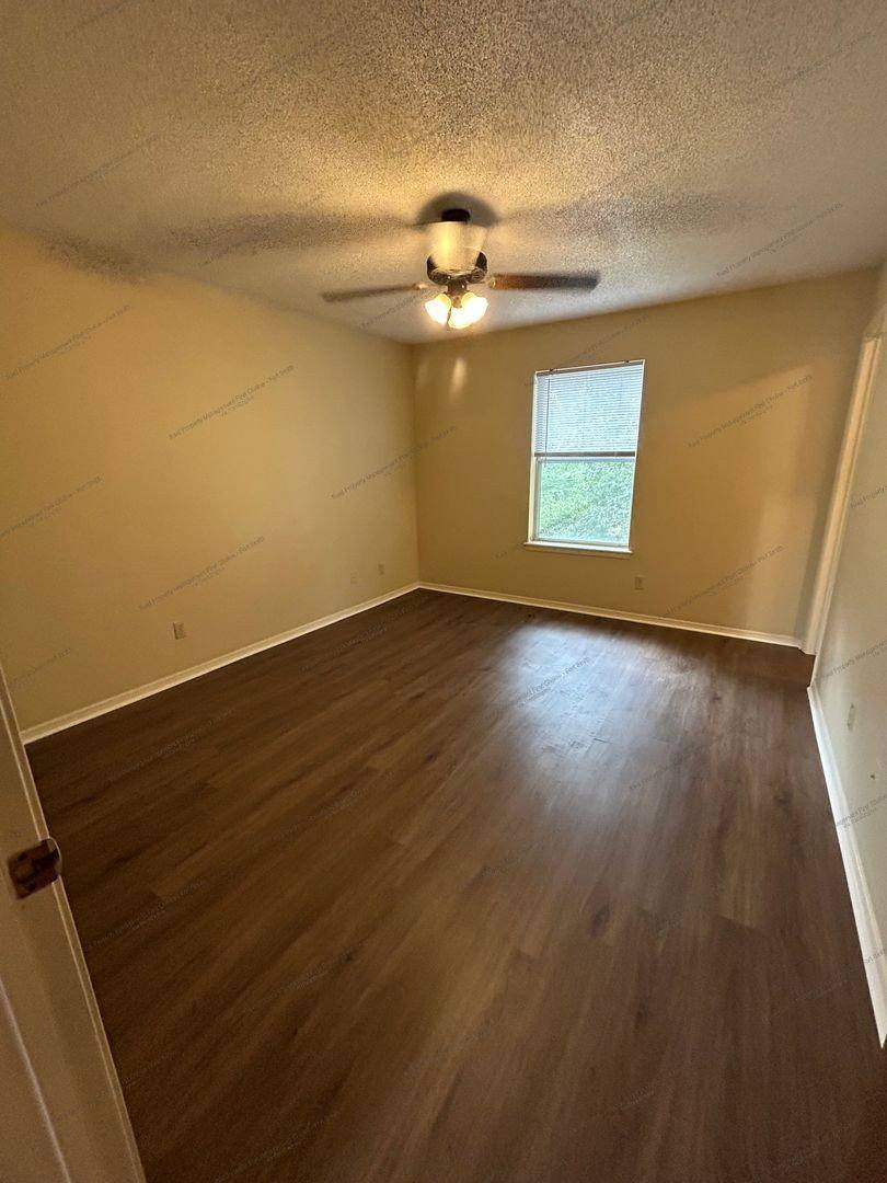 House for rent at 1413 Grand Oak Dr, Greenwood, AR 72936