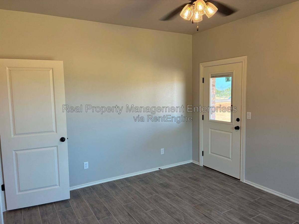 House for rent at 2571 Gallant Fox Terrace, Guthrie, OK 73044