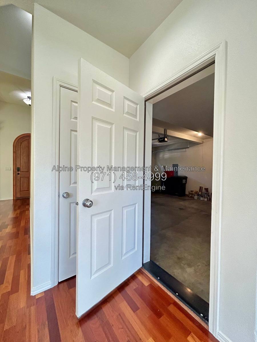 House for rent at 13390 NW Hogan St, Portland, OR 97229