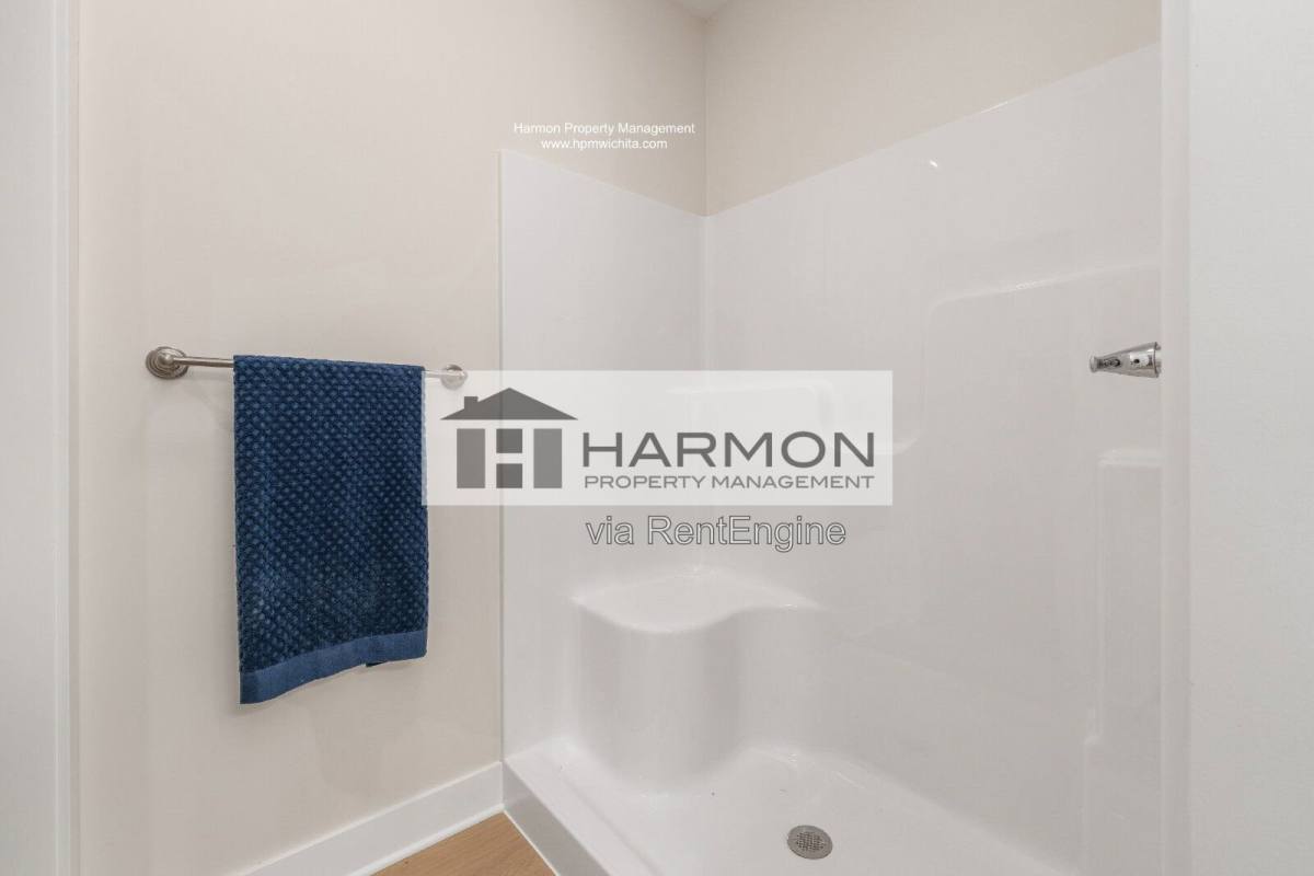 Townhouse for rent at 2118 N Reece St, Goddard, KS 67052