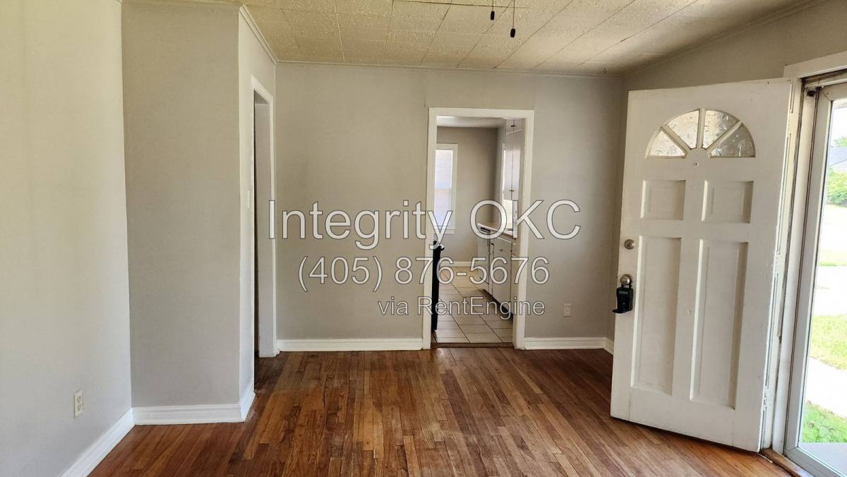 House for rent at 2900 NW 46th St, Oklahoma City, OK 73112