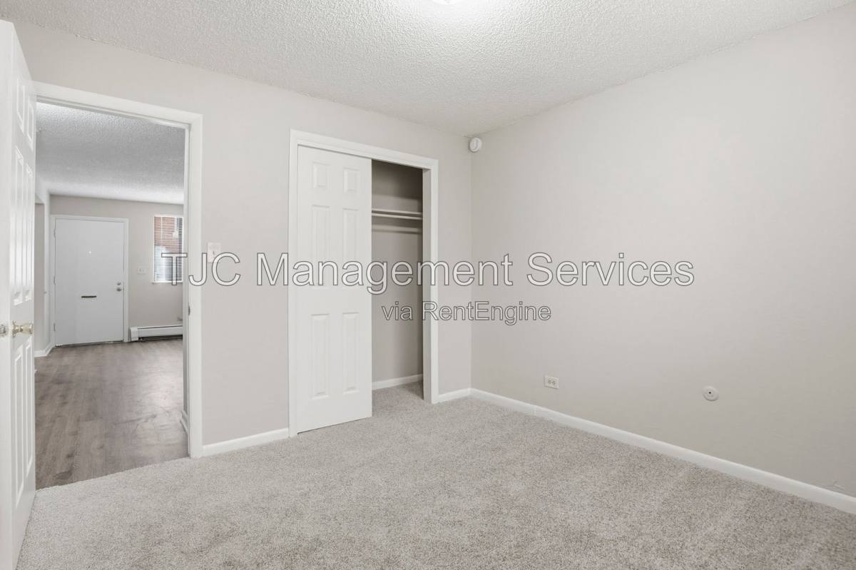 Apartment for rent at 970 N Downing St #8, Denver, CO 80218
