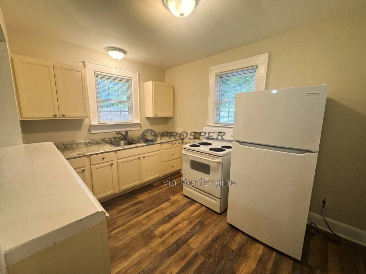 Apartment for rent at 1 Berkley Ave #A, Greenville, SC 29609