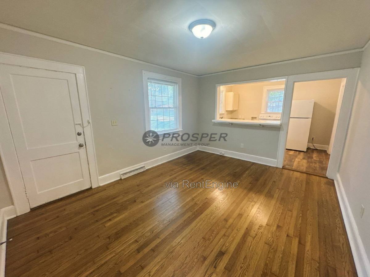 Apartment for rent at 1 Berkley Ave #A, Greenville, SC 29609