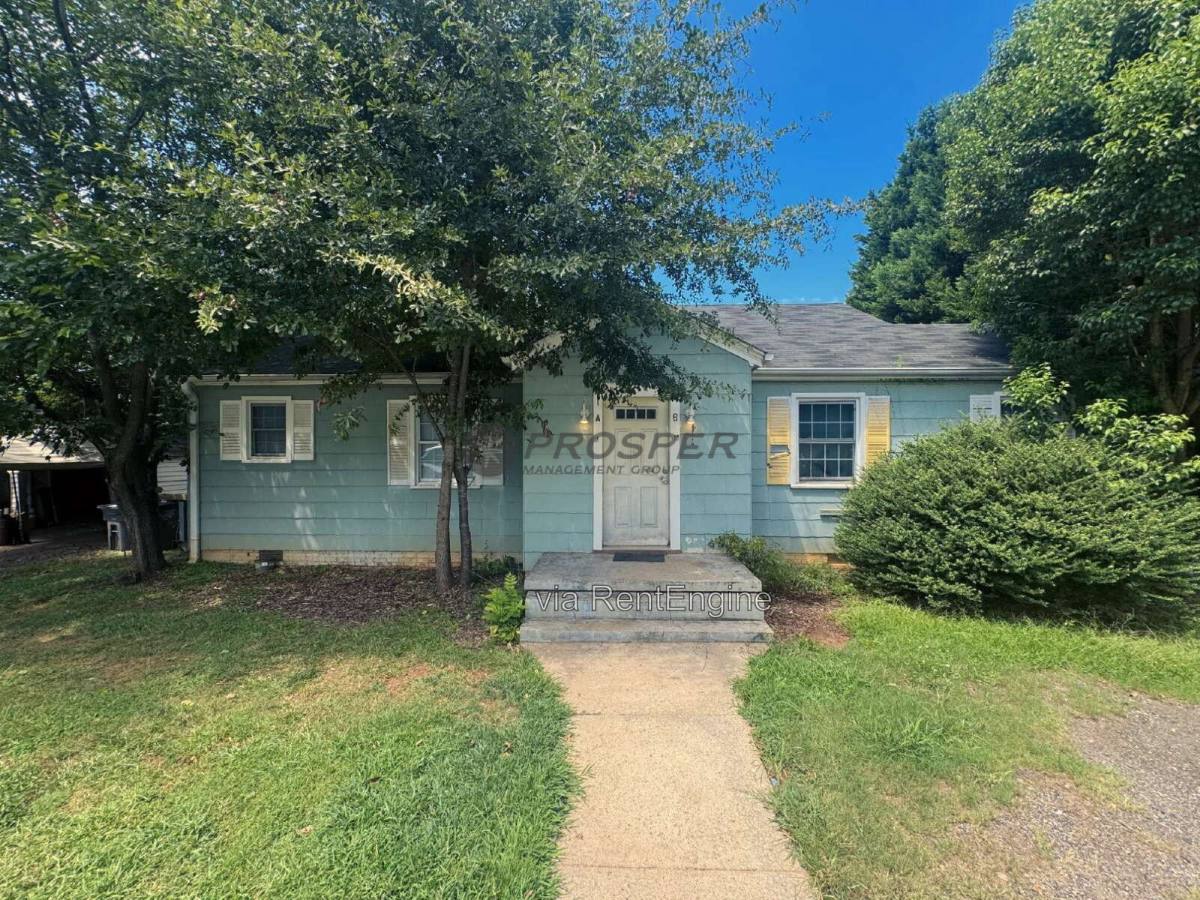 Apartment for rent at 1 Berkley Ave #A, Greenville, SC 29609
