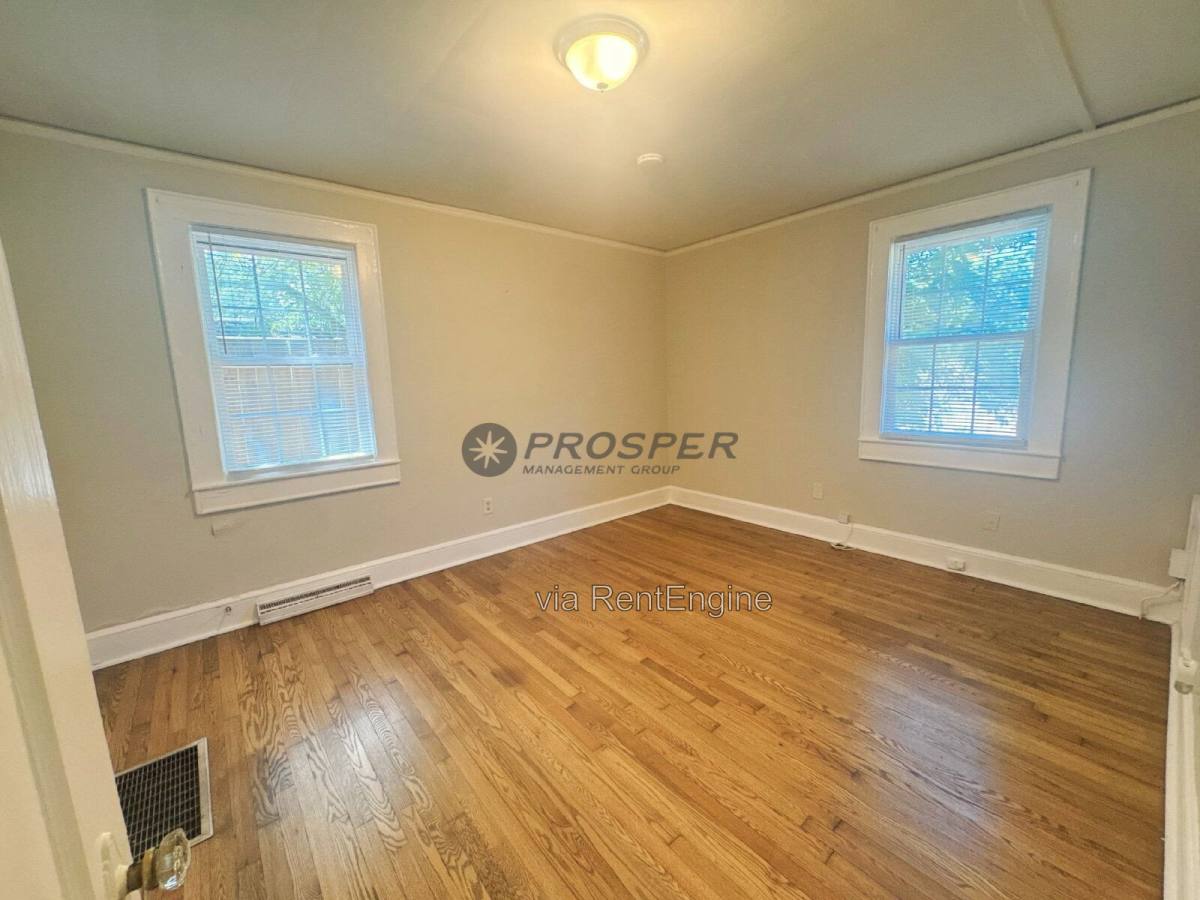 Apartment for rent at 1 Berkley Ave #A, Greenville, SC 29609