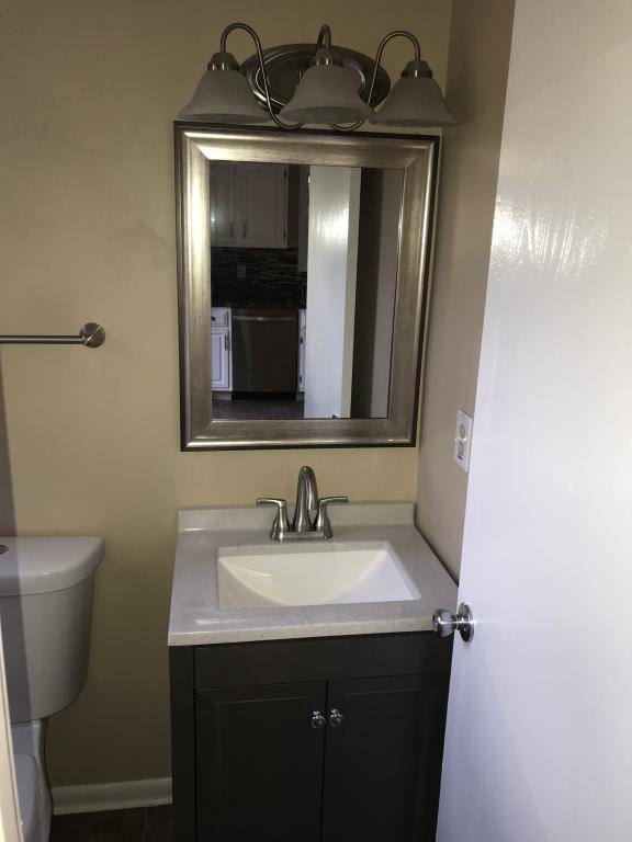Townhouse for rent at 2184 2186 Ave #B, Schenectady, NY 12308