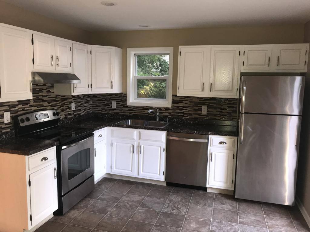 Townhouse for rent at 2184 2186 Ave #B, Schenectady, NY 12308