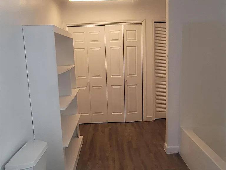 Apartment for rent at 701 St Vincent #A, Morrilton, AR 72110