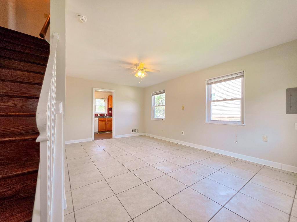 House for rent at 5818 Fifer Dr, Alexandria, VA 22303