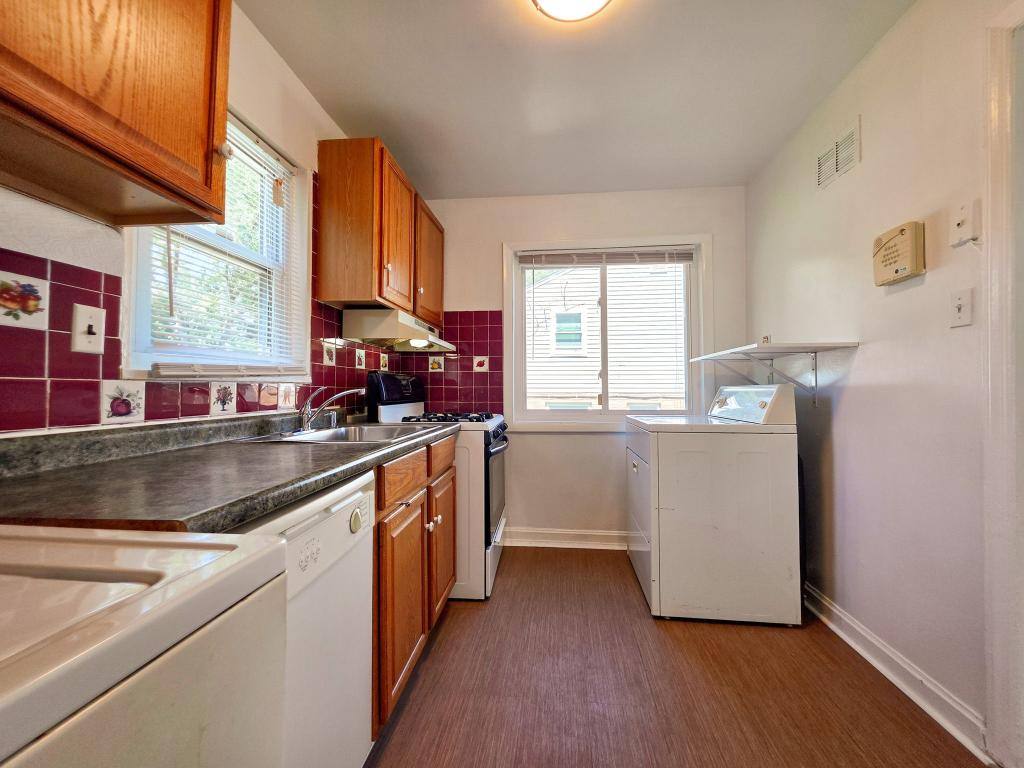 House for rent at 5818 Fifer Dr, Alexandria, VA 22303