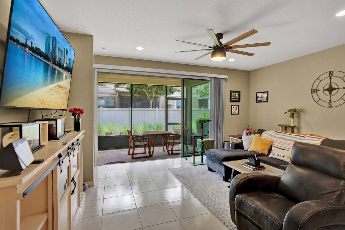 Townhouse for rent at 7036 Beauhaven Court, Jacksonville, FL 32258