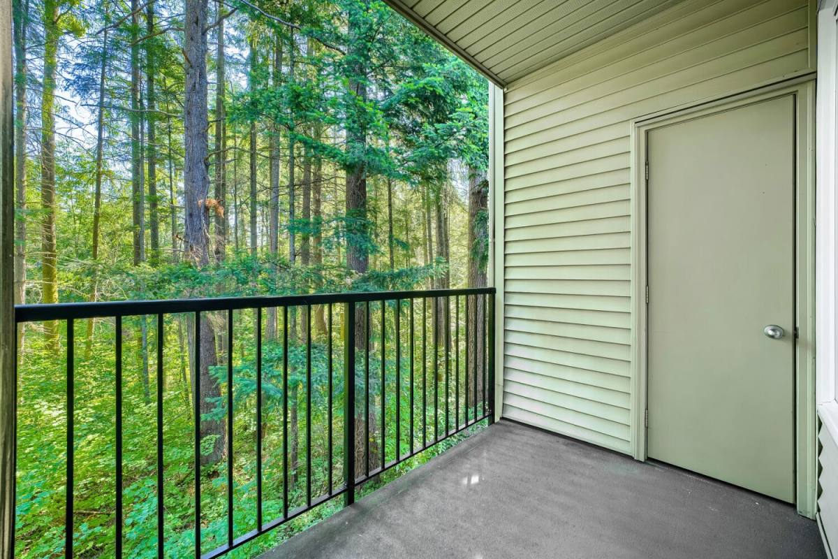 Condo for rent at 25025 SE Klahanie Blvd #B202, Issaquah, WA 98029