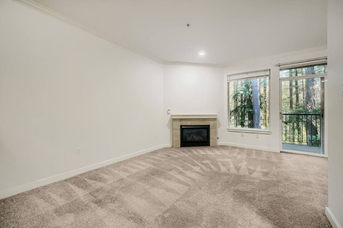 Condo for rent at 25025 SE Klahanie Blvd #B202, Issaquah, WA 98029