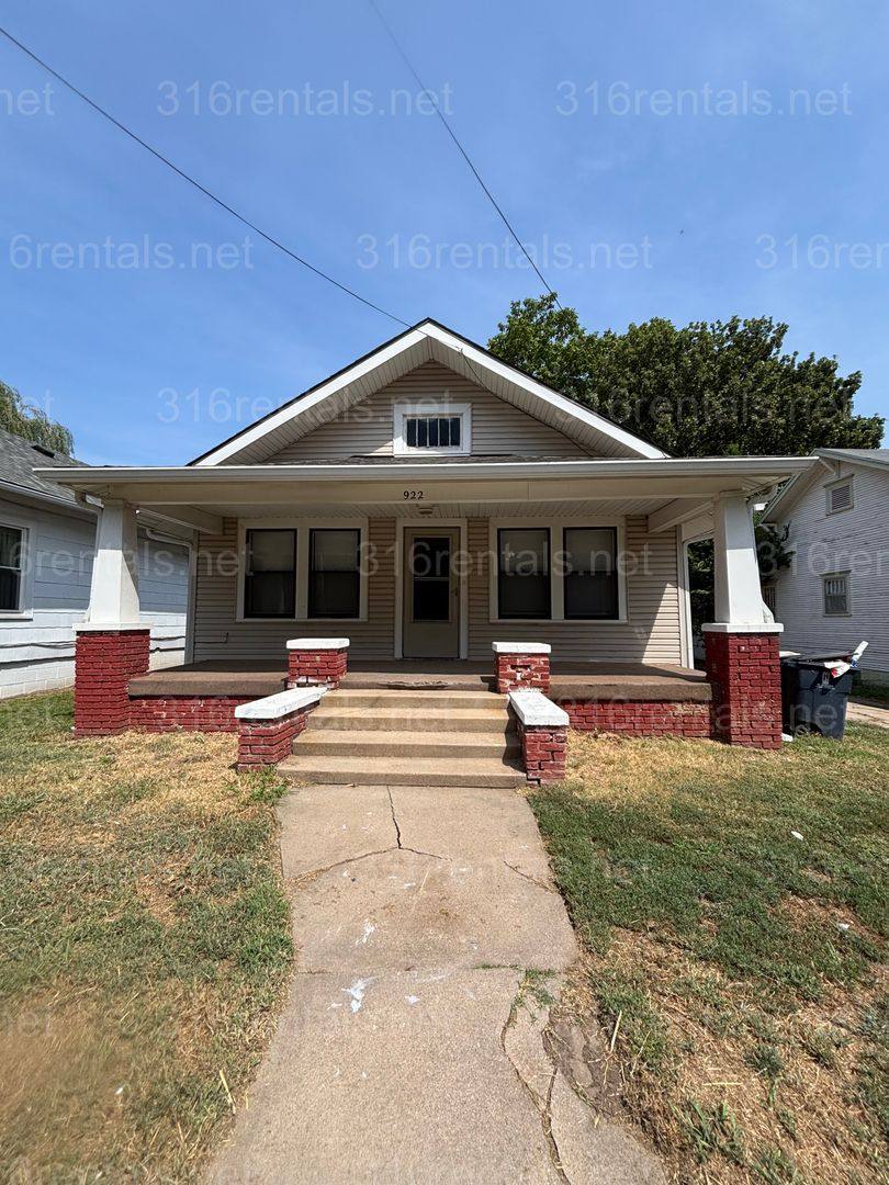 House for rent at 922 W 2nd, El Dorado, KS 67042