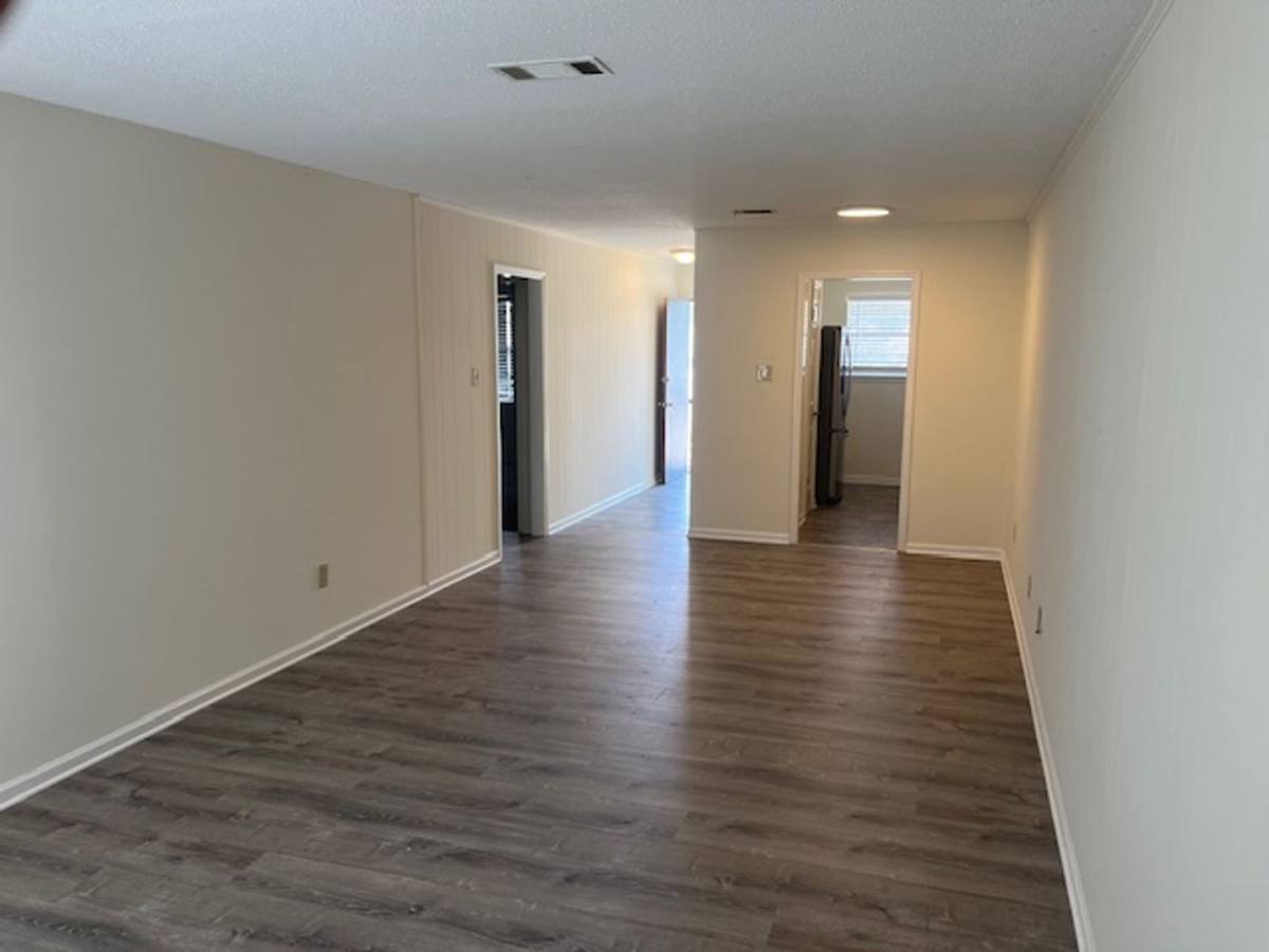 Apartment for rent at 2018 Sanford Dr, Little Rock, AR 72227