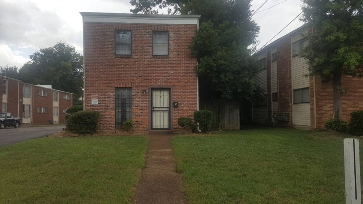 Apartment for rent at 97 N Belvedere Blvd, Memphis, TN 38104