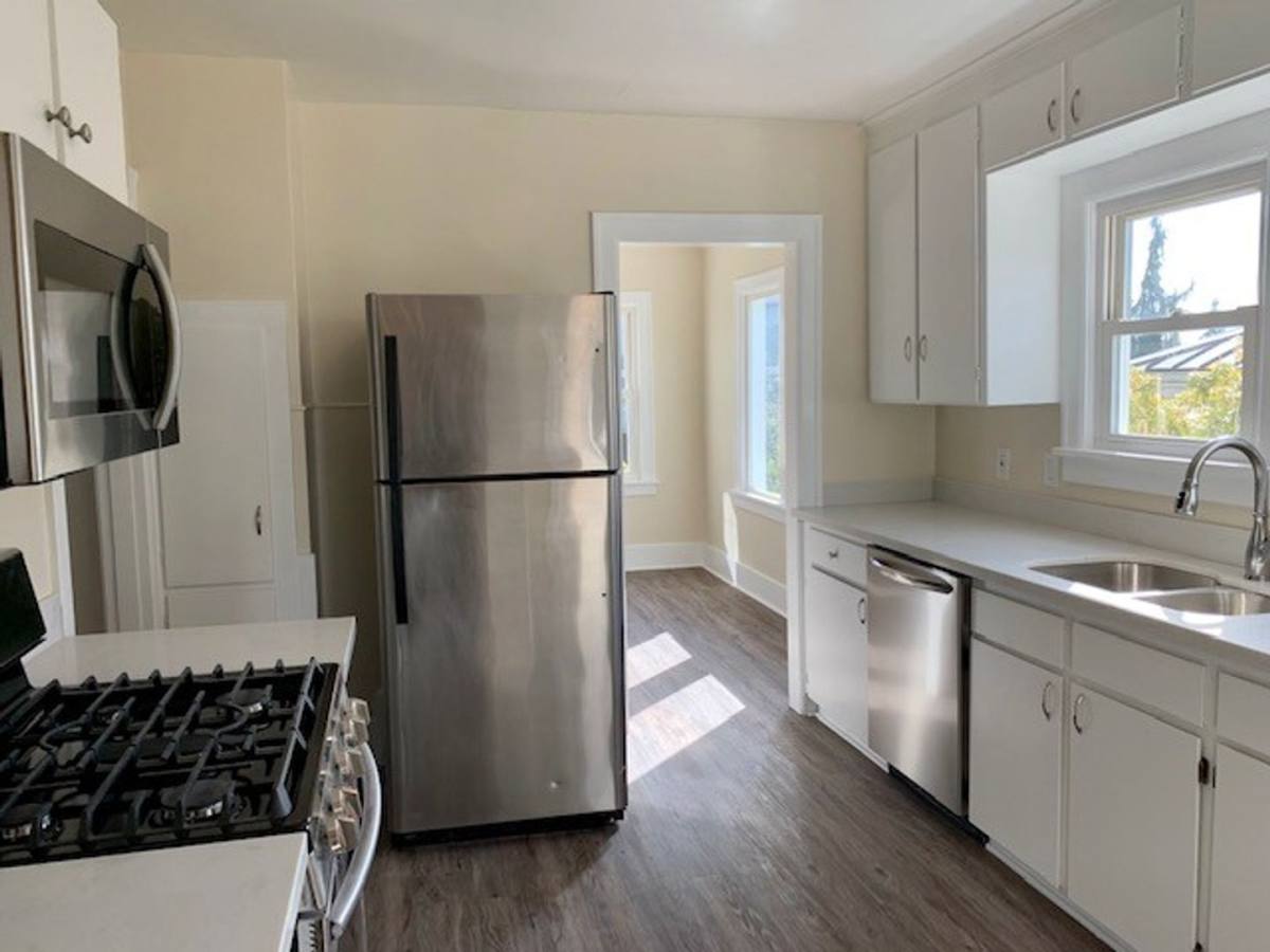 House for rent at 7511 Jones Ave NW, Seattle, WA 98117