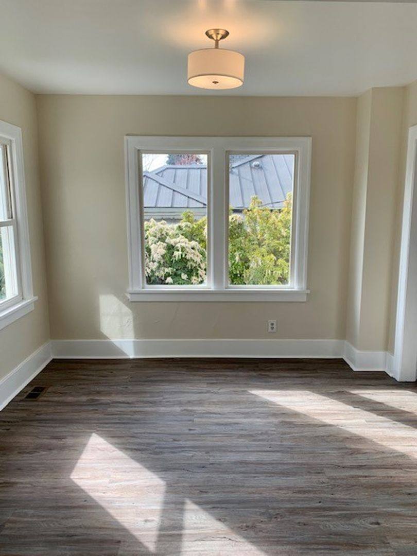 House for rent at 7511 Jones Ave NW, Seattle, WA 98117