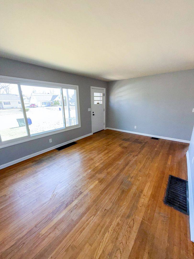 House for rent at 569 James Rd, Columbus, OH 43213