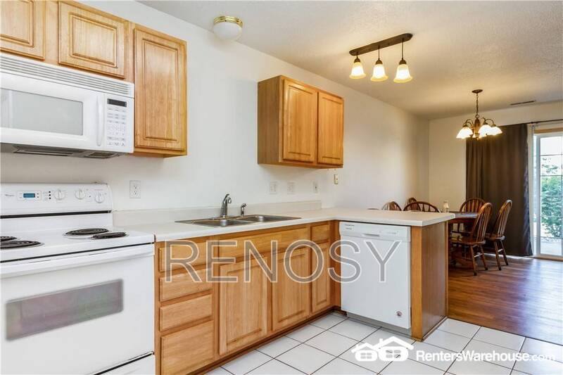 Townhouse for rent at 3701 Brook Ridge Court #708, Des Moines, IA 50317