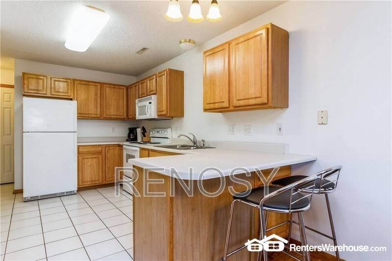 Townhouse for rent at 3701 Brook Ridge Court #708, Des Moines, IA 50317