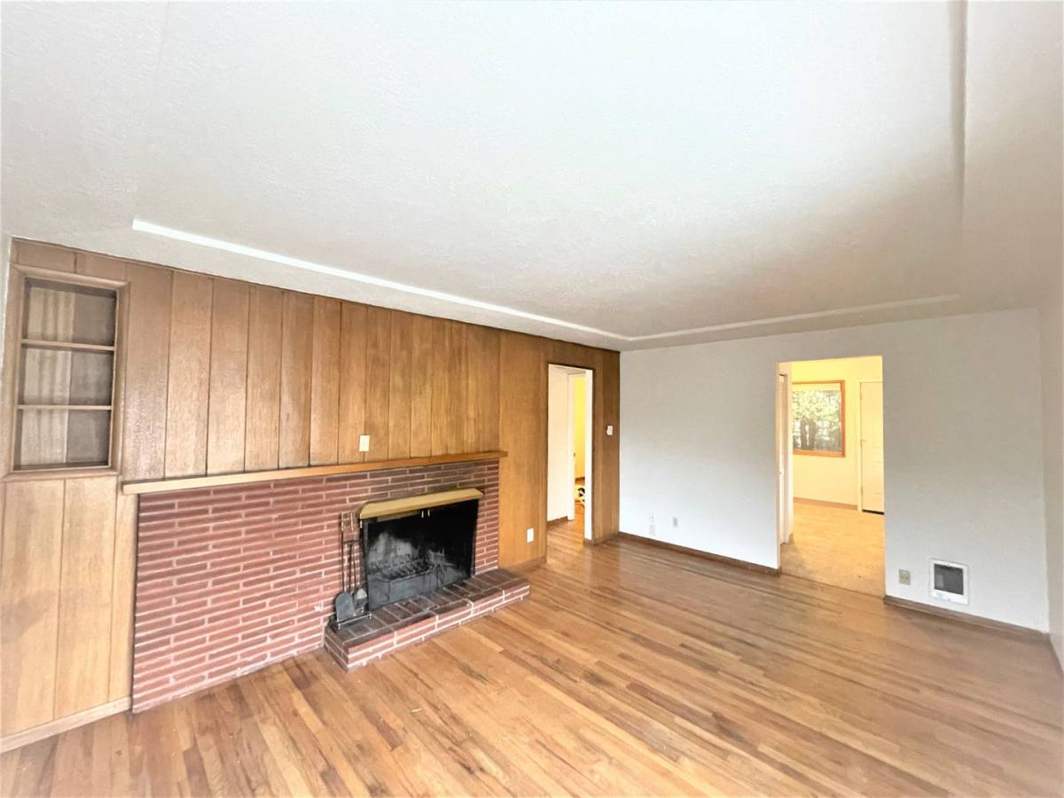 8019-8039 SE Main St, Portland, OR 97215 - Apartment for Rent - Image 3