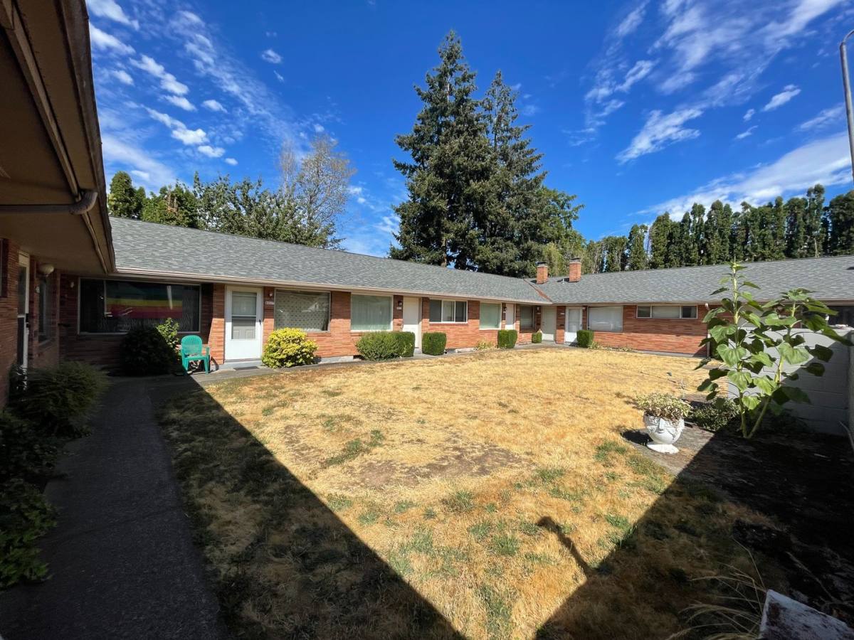 8019-8039 SE Main St, Portland, OR 97215 - Apartment for Rent - Image 8