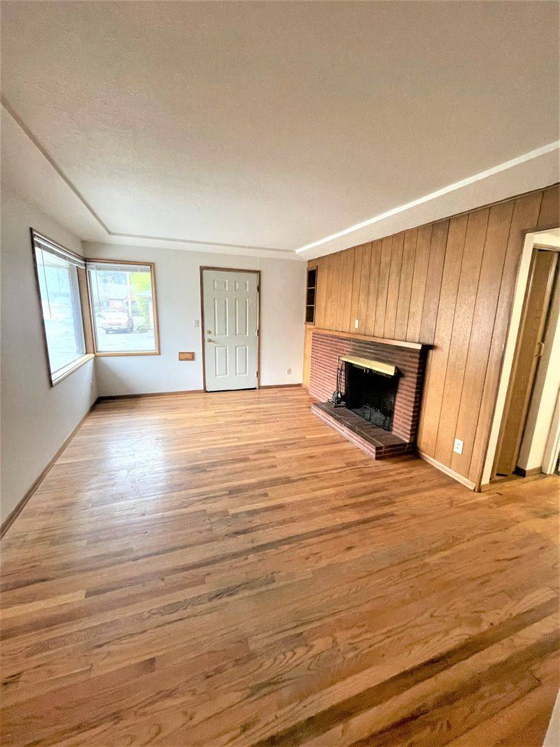 8019-8039 SE Main St, Portland, OR 97215 - Apartment for Rent - Image 2