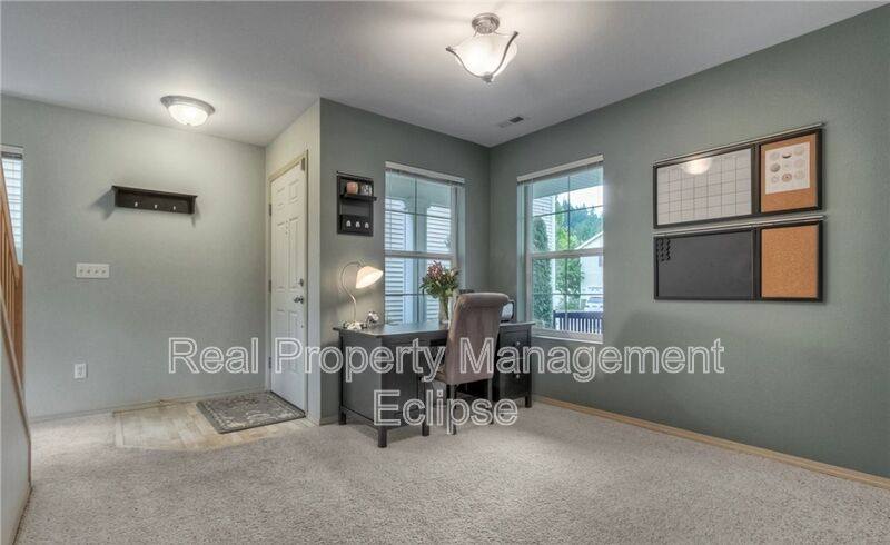 House for rent at 14572 SE 153rd Place, Renton, WA 98058