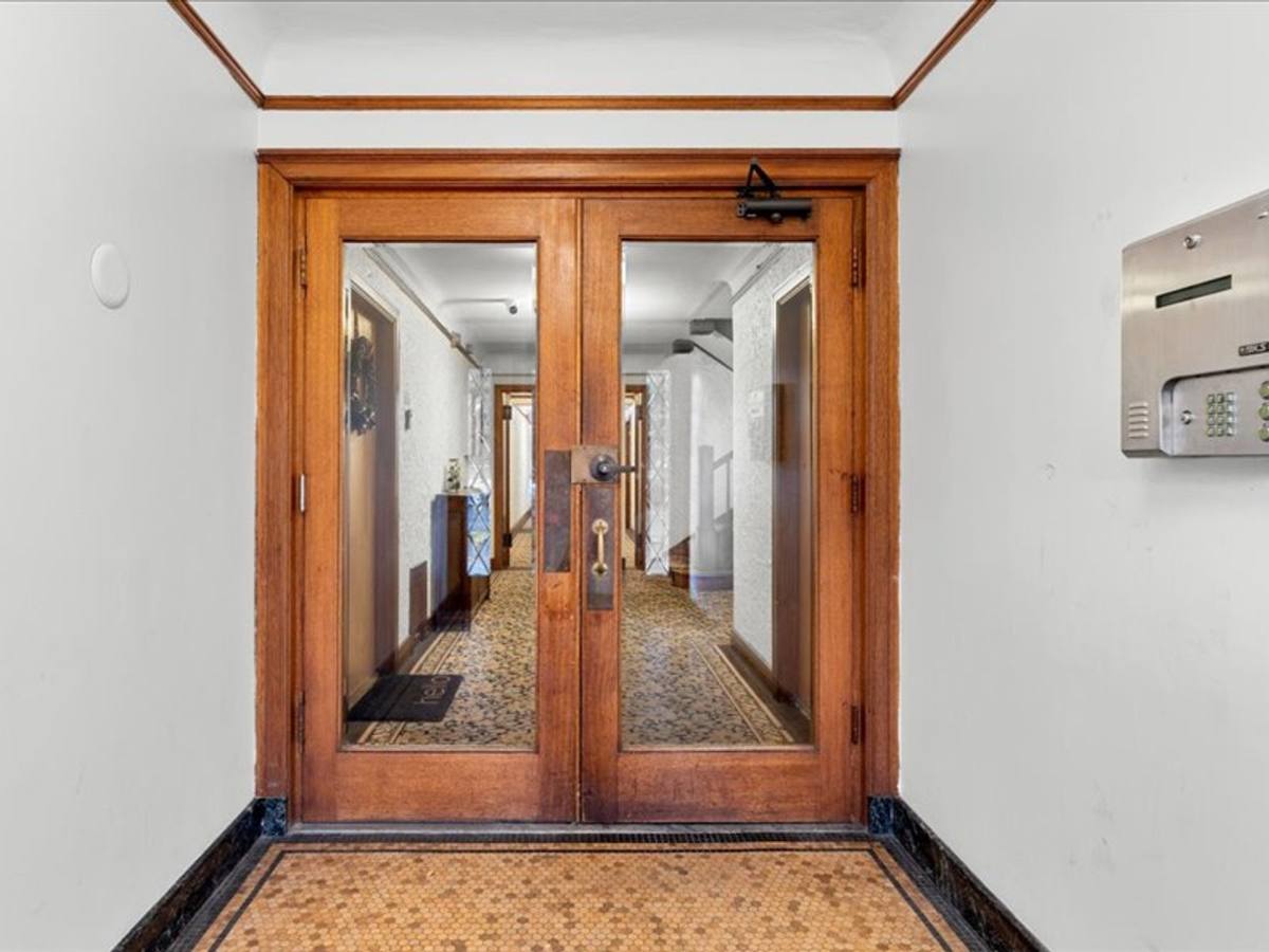 Buckingham, 1001 N Yakima Ave, Tacoma, WA 98403 - Apartment for Rent - Image 14