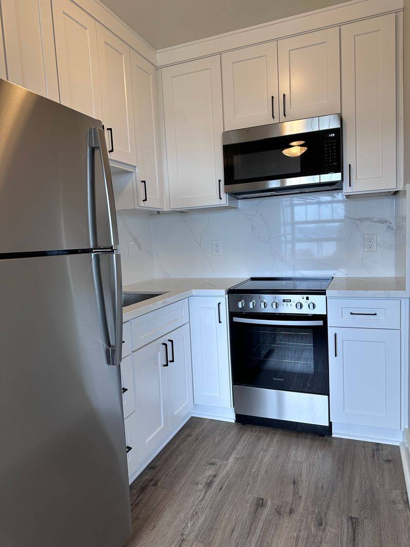 Buckingham, 1001 N Yakima Ave, Tacoma, WA 98403 - Apartment for Rent - Image 10