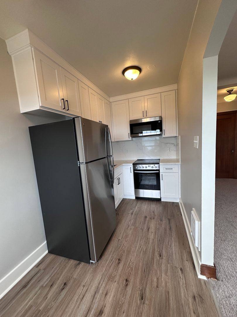 Buckingham, 1001 N Yakima Ave, Tacoma, WA 98403 - Apartment for Rent - Image 7