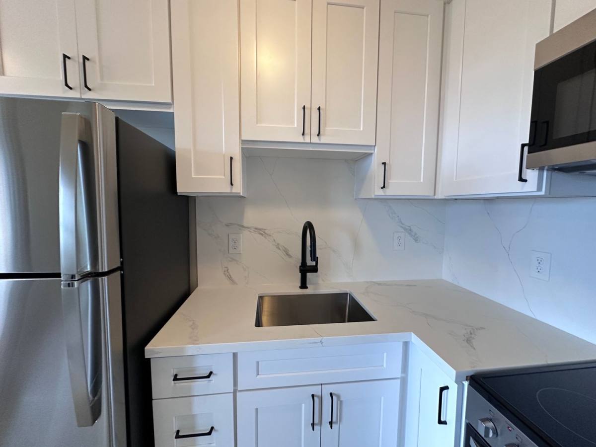Buckingham, 1001 N Yakima Ave, Tacoma, WA 98403 - Apartment for Rent - Image 9