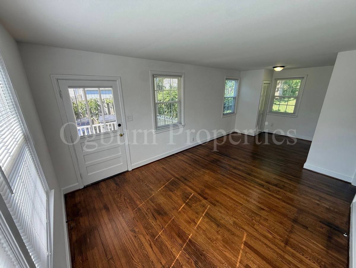 House for rent at 1405 Revere Rd, Winston Salem, NC 27103