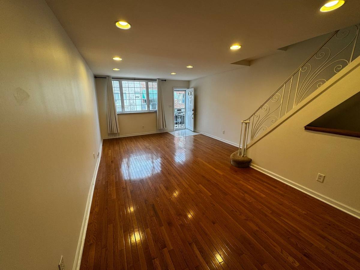 House for rent at 2544 S Sartain St, Philadelphia, PA 19148