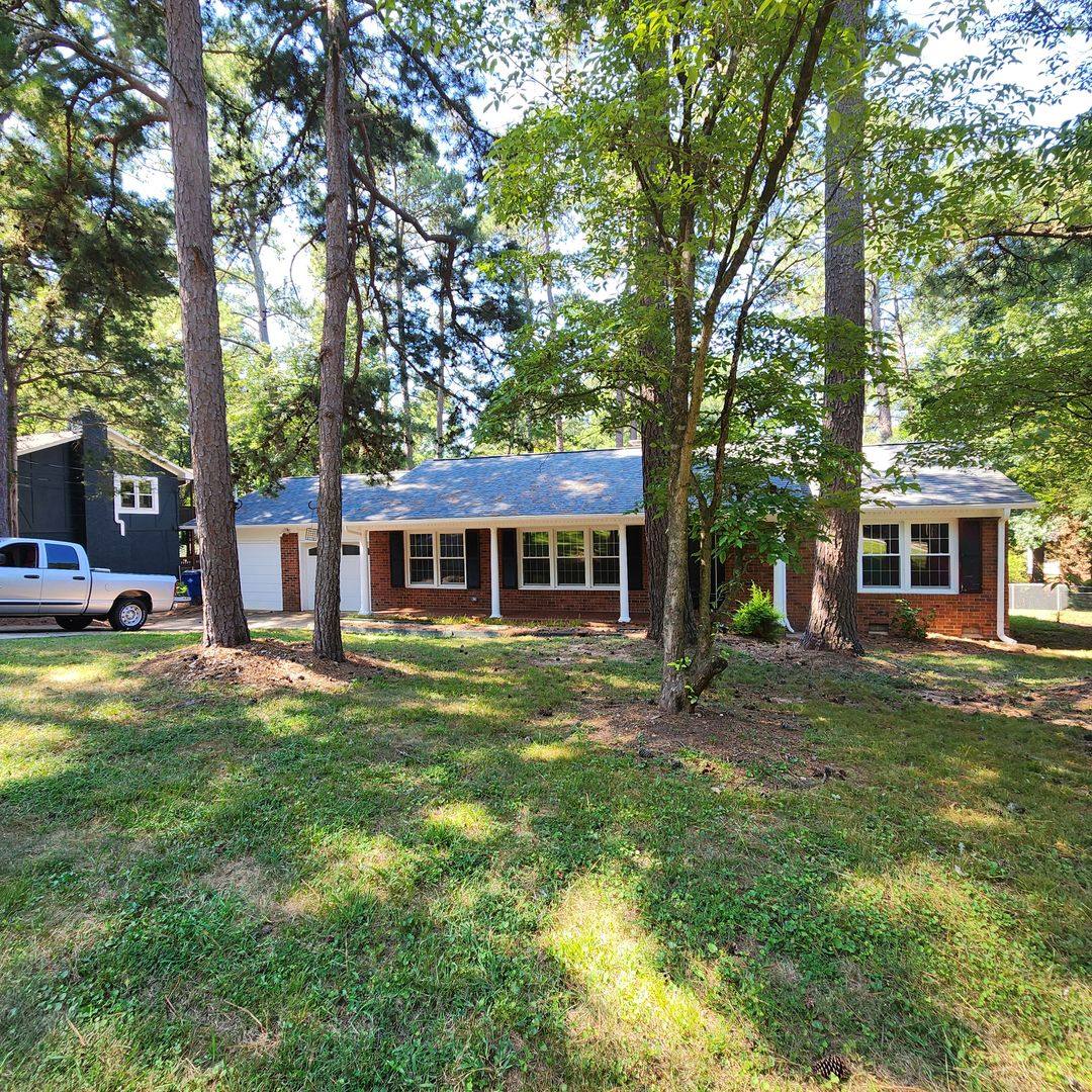 House for rent at 1521 Shelley Rd, Raleigh, NC 27612