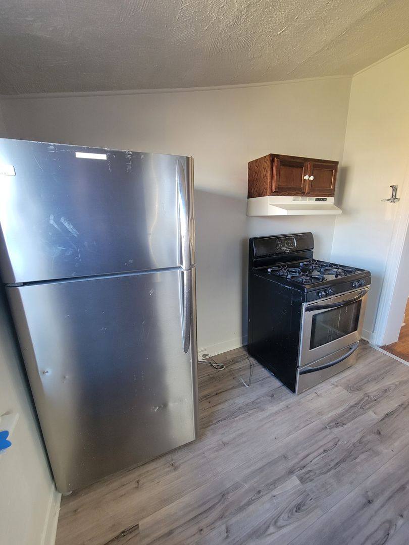 Apartment for rent at 915 Blunston St, Columbia, PA 17512