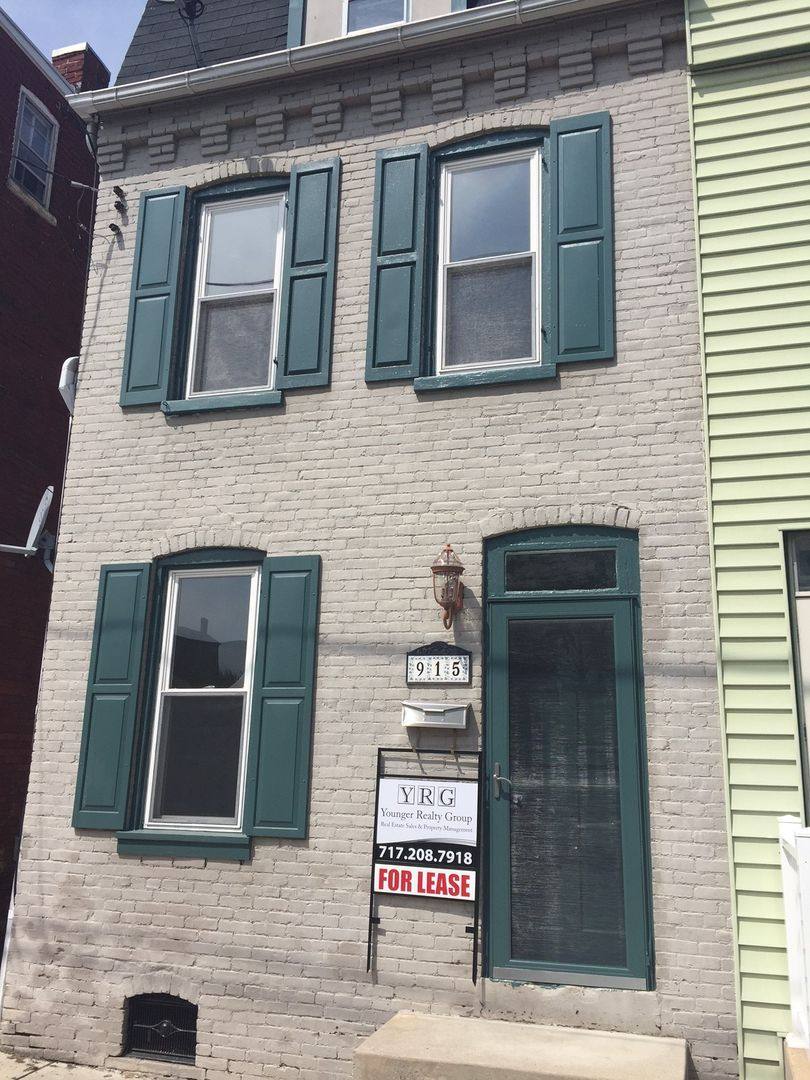 Apartment for rent at 915 Blunston St, Columbia, PA 17512