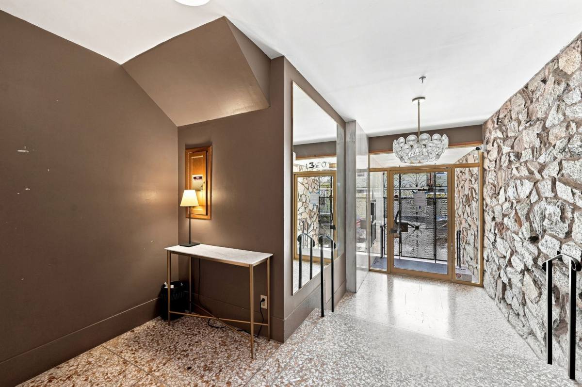 Apartment for rent at 1390 Jackson St, San Francisco, CA 94109
