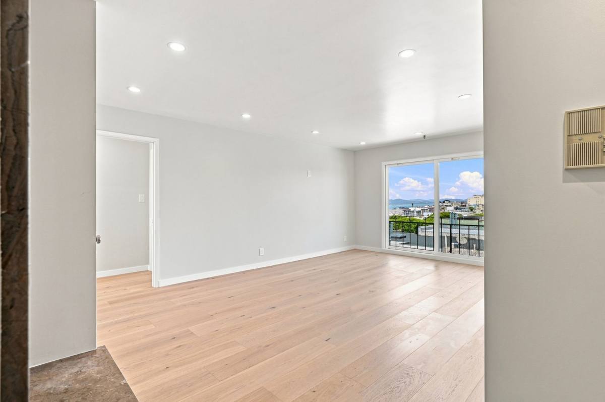 Apartment for rent at 1390 Jackson St, San Francisco, CA 94109