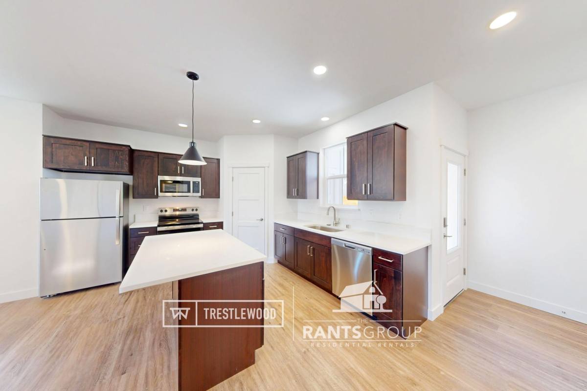 Townhouse for rent at 113 Veranda Lane SE, Olympia, WA 98513