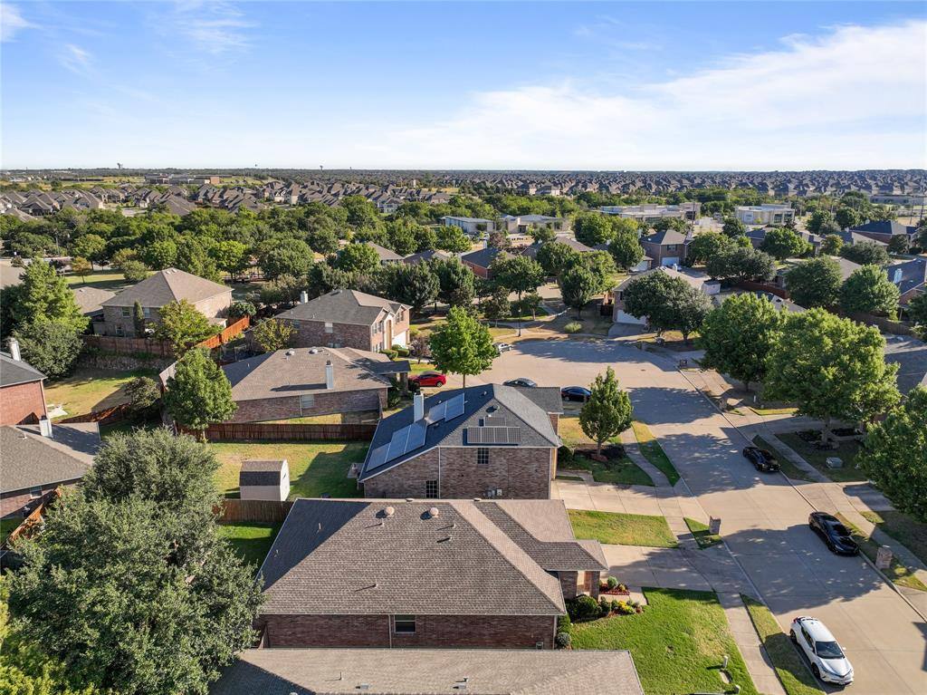 Apartment for rent at 13193 Ambrose Dr, Frisco, TX 75035