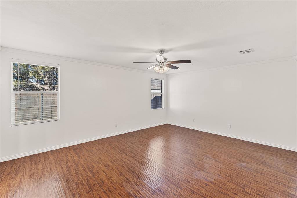 Apartment for rent at 13193 Ambrose Dr, Frisco, TX 75035